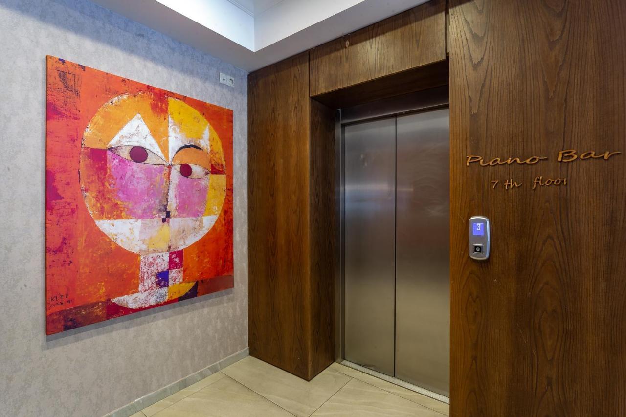 A5 Hotel Tiflis Exterior foto